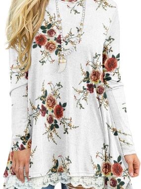 Sanifer Floral Print Scoop Neck Top in White with Pink Accents